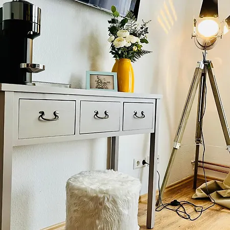 Appartement Aycatcherhomes - Lage I 4 Personen I Zentral I Altstadt I Naehe Fluss Lahn I Boutique Pera *