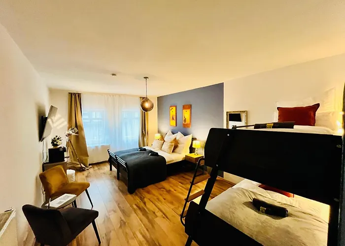 Apartman Aycatcherhomes - Lage I 4 Personen I Zentral I Altstadt I Naehe Fluss Lahn I Boutique Pera *