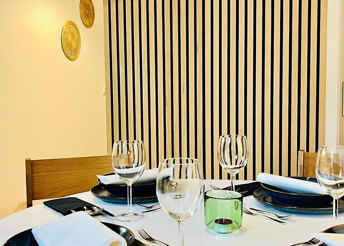 Aycatcherhomes - Lage I 4 Personen I Zentral I Altstadt I Naehe Fluss Lahn I Boutique Pera Apartman Marburg