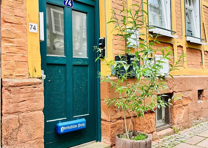 Apartman Aycatcherhomes - Lage I 4 Personen I Zentral I Altstadt I Naehe Fluss Lahn I Boutique Pera