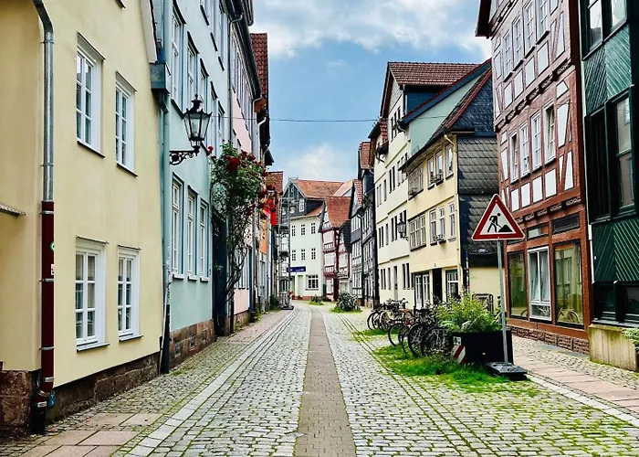 Aycatcherhomes - Lage I 4 Personen I Zentral I Altstadt I Naehe Fluss Lahn I Boutique Pera *